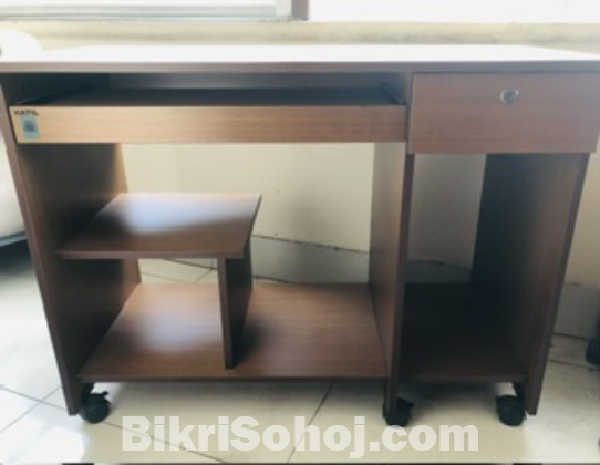 Computer Table (HATIL)
